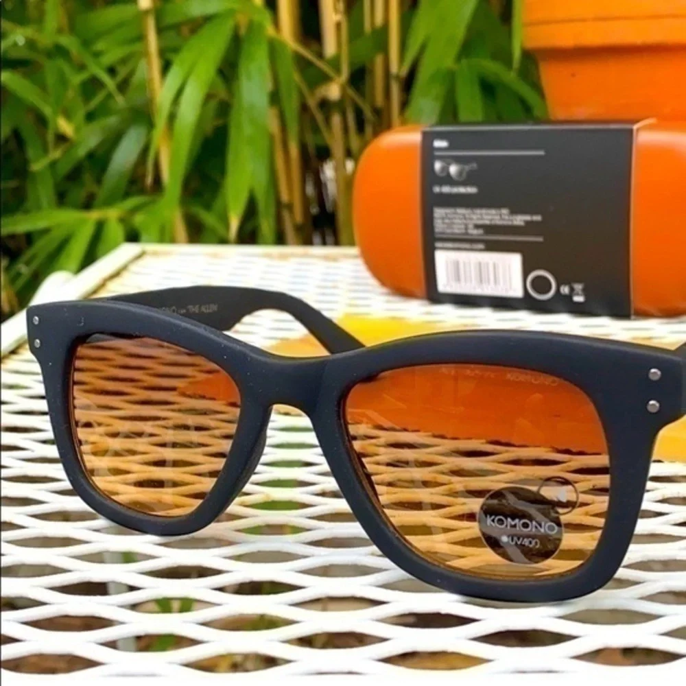 KOMONO New Women’s Allen Black Rubber Sung…